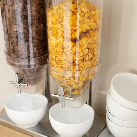 فندق Kyriad Direct Clermont Ferrand Nord غيرزا