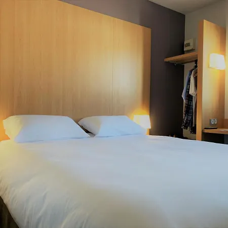 Hotel Kyriad Direct Clermont Ferrand Nord